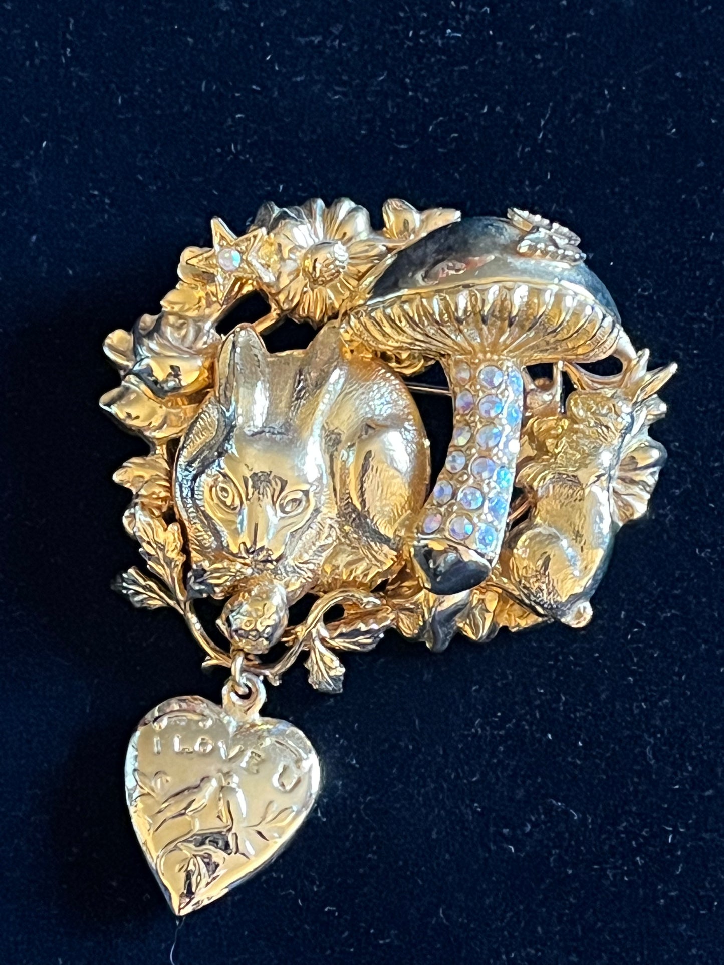 Vintage Kirks Folly Woodland Bunny Brooch – Mushroom & “I Love U” Heart Charm – Signed