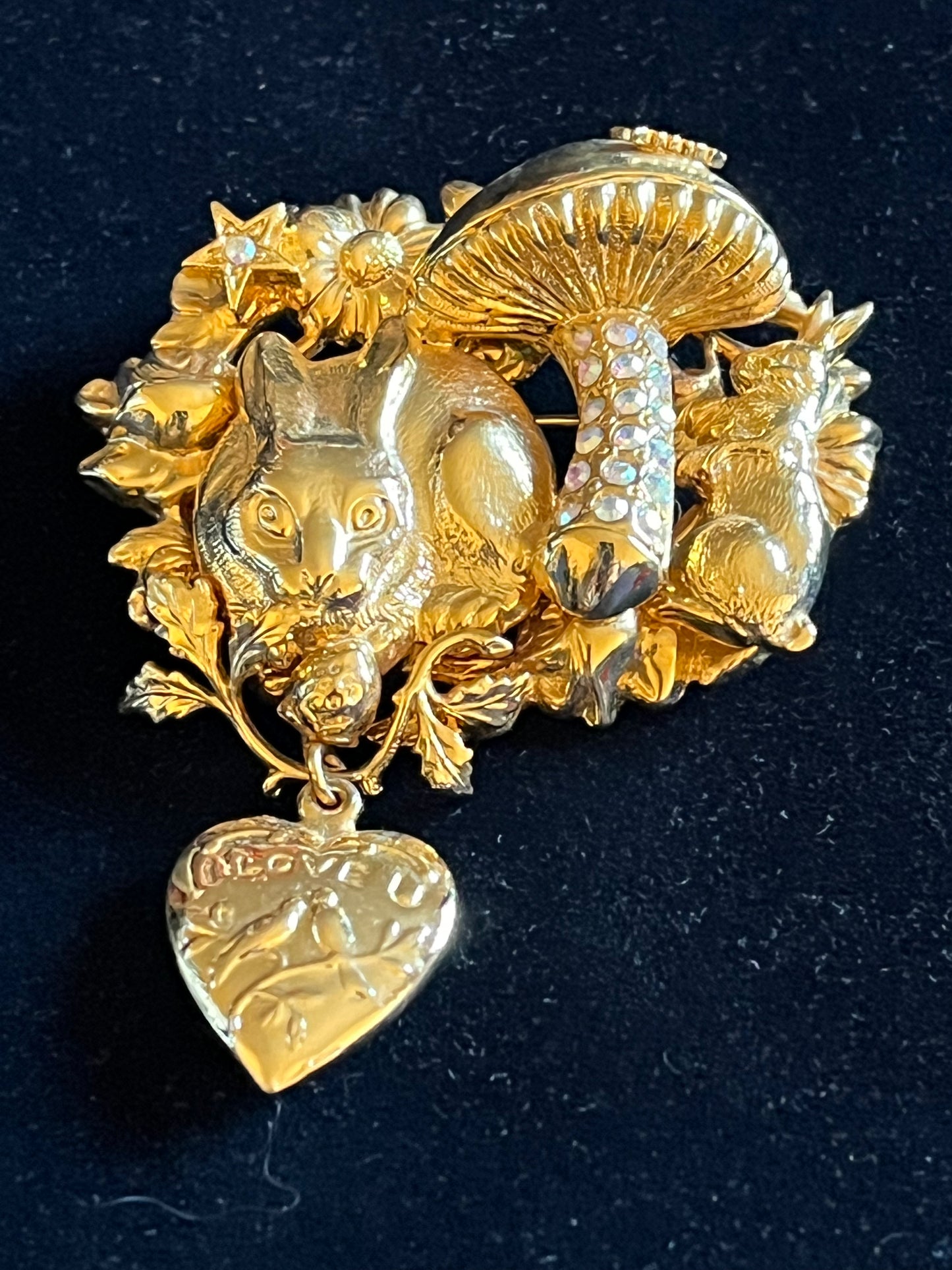Vintage Kirks Folly Woodland Bunny Brooch – Mushroom & “I Love U” Heart Charm – Signed